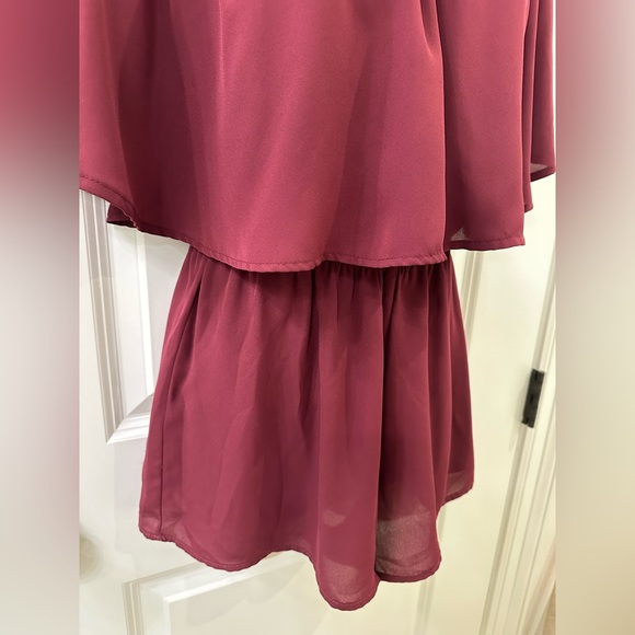 Peach Love Burgundy Plum Off Shoulder Shorts Romper Size S - Picture 4 of 8